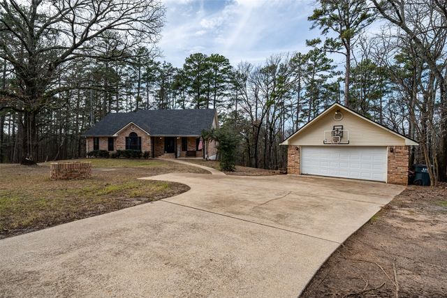 19261 County Road 445, Lindale, TX 75771