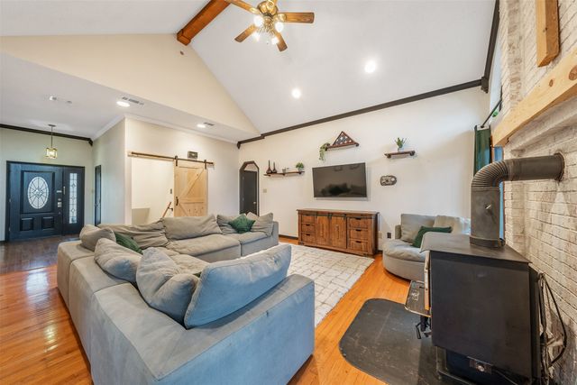 19261 County Road 445, Lindale, TX 75771