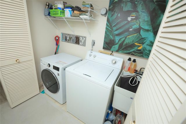 3731 SARASOTA SQUARE BOULEVARD 101E, Sarasota, FL 34238