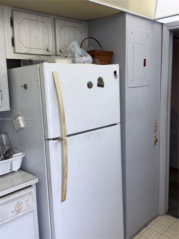 3250 N Palm Aire Dr 508, Pompano Beach, FL 33069