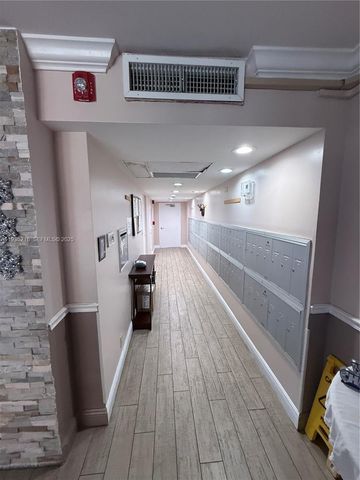 3250 N Palm Aire Dr 508, Pompano Beach, FL 33069