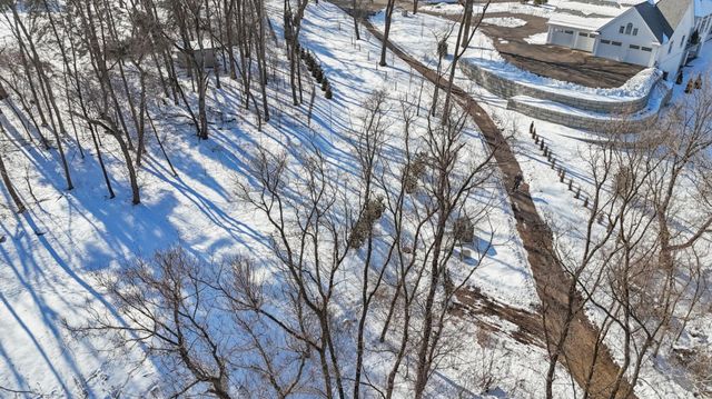 445 Bovey Road, Wayzata, MN 55391