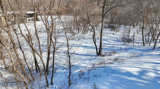 445 Bovey Road, Wayzata, MN 55391