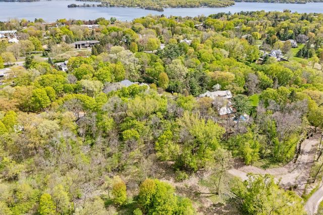 445 Bovey Road, Wayzata, MN 55391