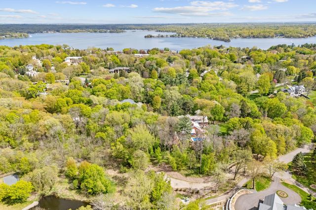 445 Bovey Road, Wayzata, MN 55391