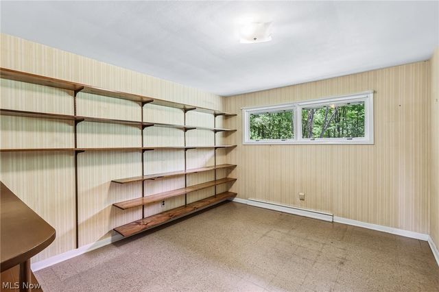 9087 Ranch Drive, Chesterland, OH 44026