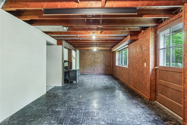 9087 Ranch Drive, Chesterland, OH 44026