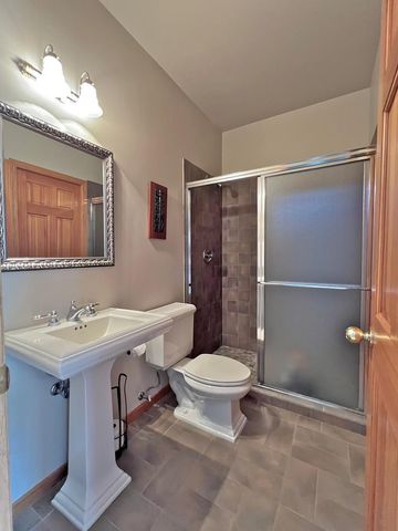 2996 Fairway Drive, Chaska, MN 55318