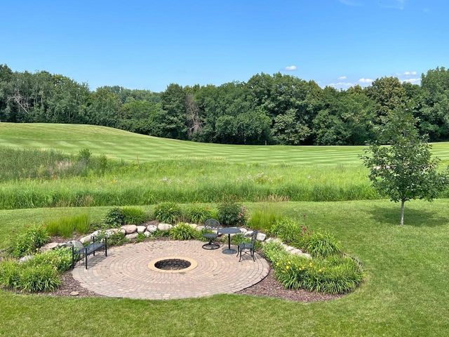 2996 Fairway Drive, Chaska, MN 55318