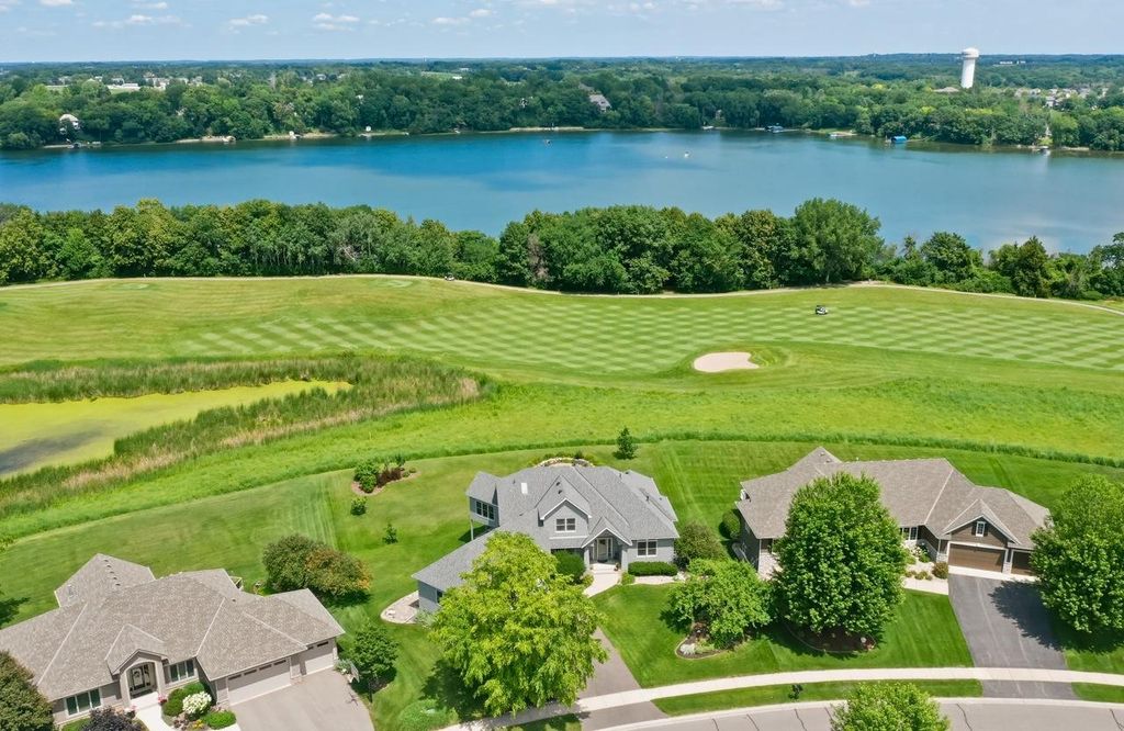 2996 Fairway Drive, Chaska, MN 55318 — photo 2