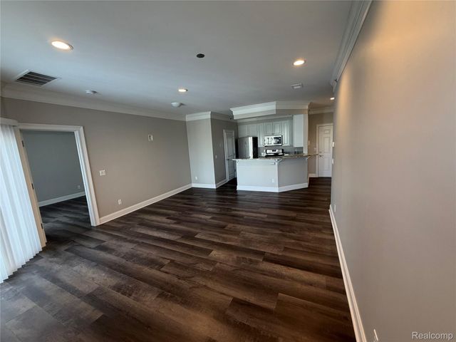 39168 Hayes Road, Clinton Charter Township, MI 48038