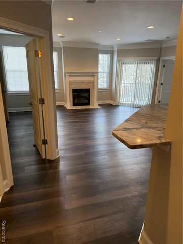 39168 Hayes Road, Clinton Charter Township, MI 48038