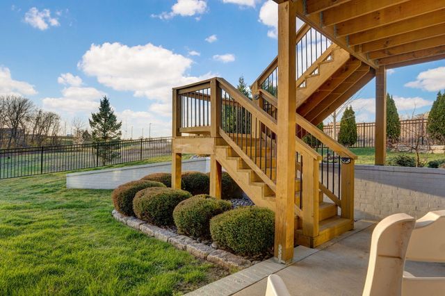 267 S Pebble Beach Avenue, Springfield, MO 65802