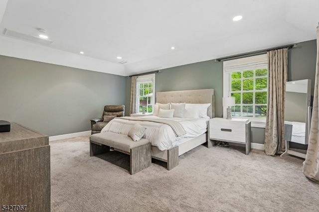 45 Joanna Way, Millburn Twp., NJ 07078