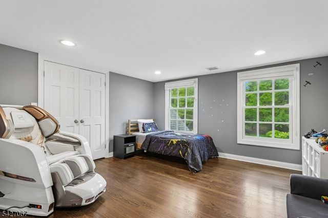 45 Joanna Way, Millburn Twp., NJ 07078