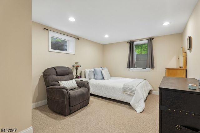 45 Joanna Way, Millburn Twp., NJ 07078