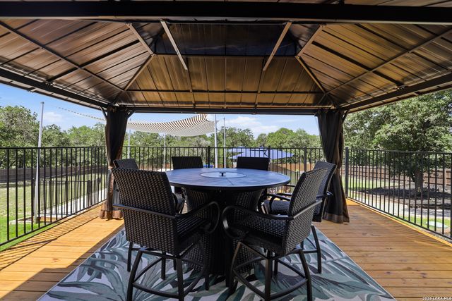 117 Chisum, La Vernia, TX 78121