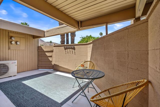 112 Sandpiper Street, Palm Desert, CA 92260