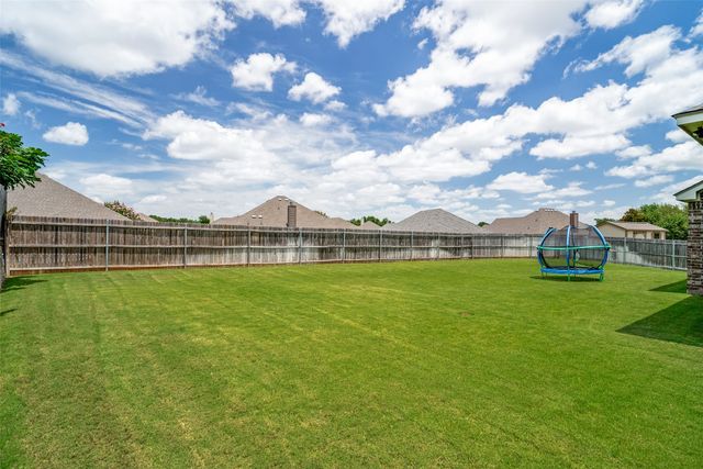 2108 Hill Crest Court, Weatherford, TX 76086