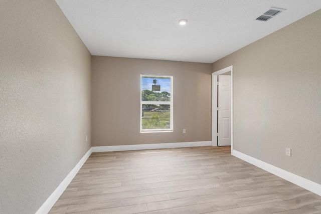 1405 Avenue G Apt A, Fort Pierce, FL 34950