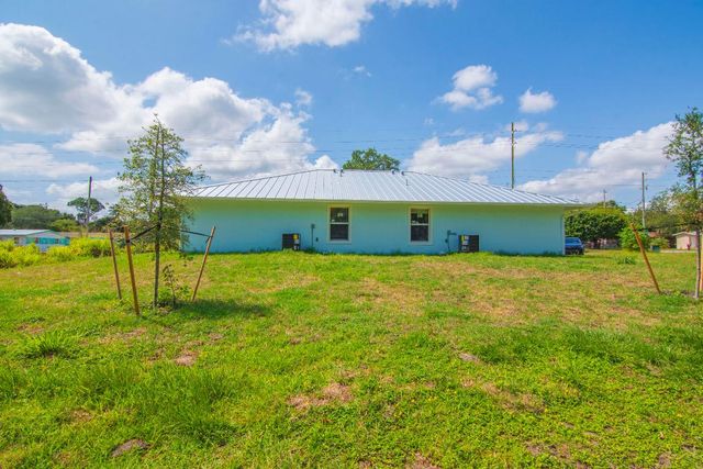 1405 Avenue G Apt A, Fort Pierce, FL 34950