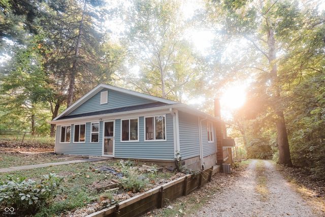 8779 N Briarwood Lake West Court, Monrovia, IN 46157