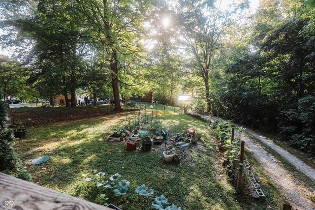 8779 N Briarwood Lake West Court, Monrovia, IN 46157