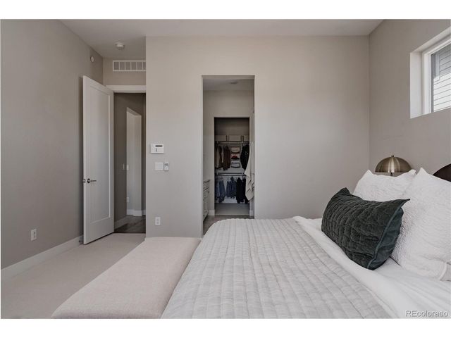 7018 Homeplace St, Castle Rock, CO 80108