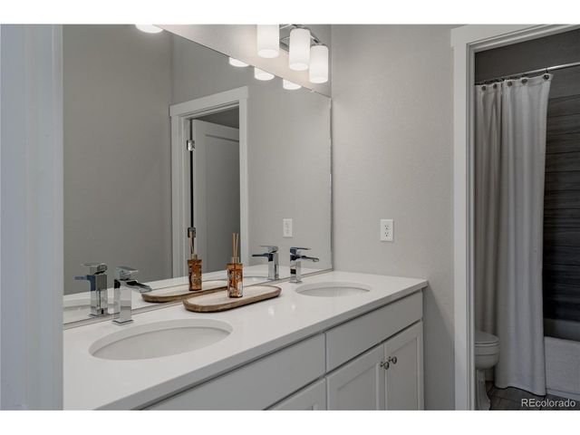 7018 Homeplace St, Castle Rock, CO 80108