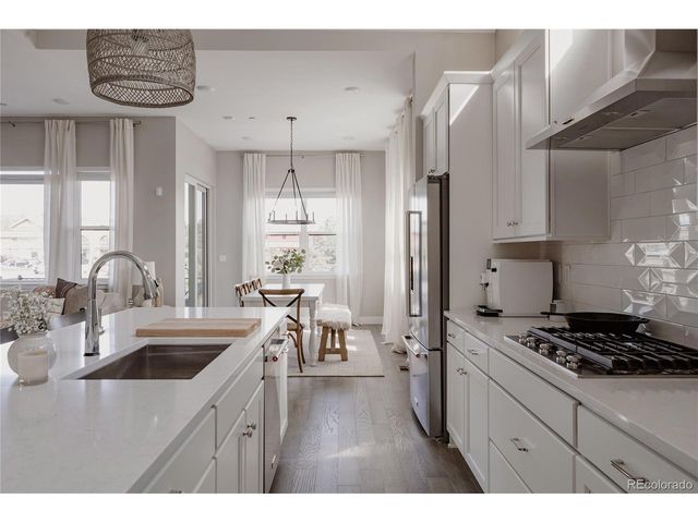 7018 Homeplace St, Castle Rock, CO 80108