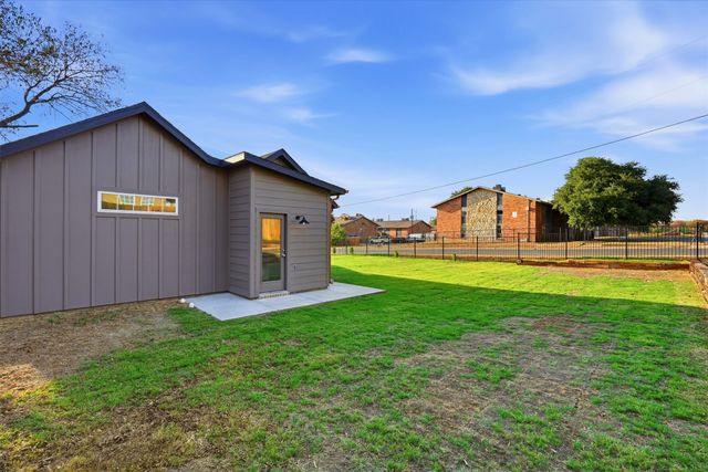 1601 Birdell Street, Fort Worth, TX 76105