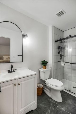 5932 NE Moonstone Drive 3B, Lee's Summit, MO 64064