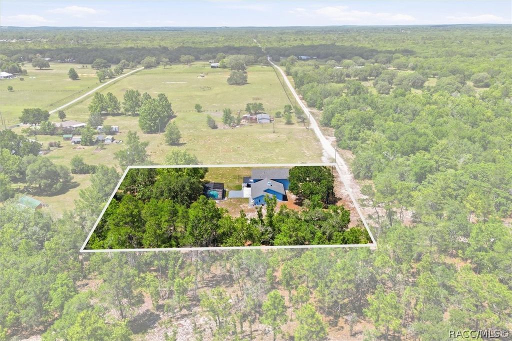7480 S Hobbs Point, Lecanto, FL 34461