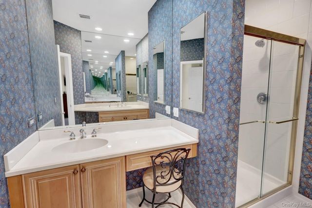 202 Carriage Lane, Plainview, NY 11803