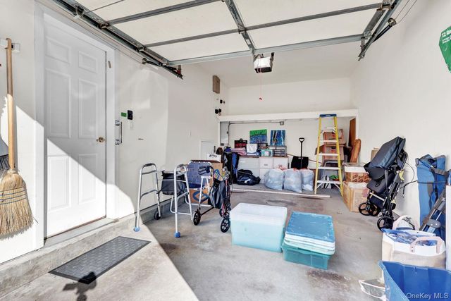 202 Carriage Lane, Plainview, NY 11803