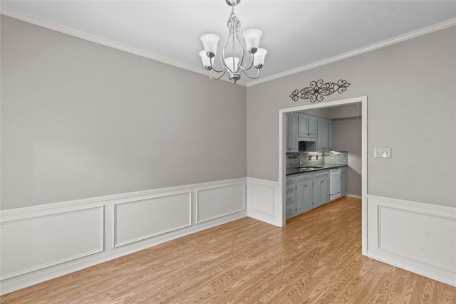 2005 E Kings Highway, Shreveport, LA 71105