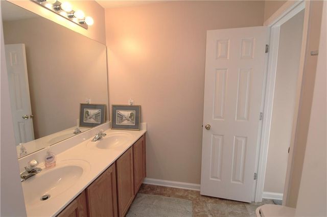 2402 Bancroft Way, Buford, GA 30519