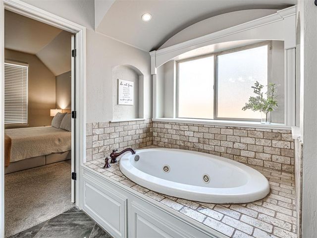 1905 NW 193rd Circle, Edmond, OK 73012