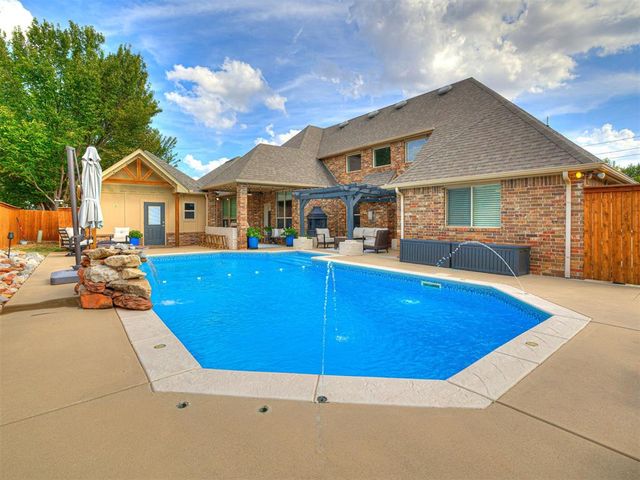 1905 NW 193rd Circle, Edmond, OK 73012