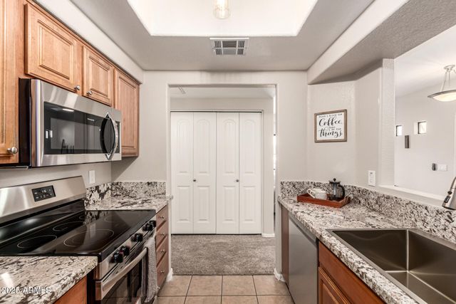 3434 E BASELINE Road 208, Phoenix, AZ 85042