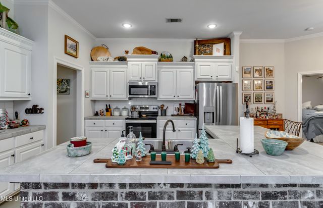 919 Filmore Drive, Brandon, MS 39042