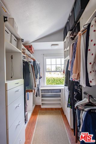 41 Vicente Terrace, Santa Monica, CA 90401