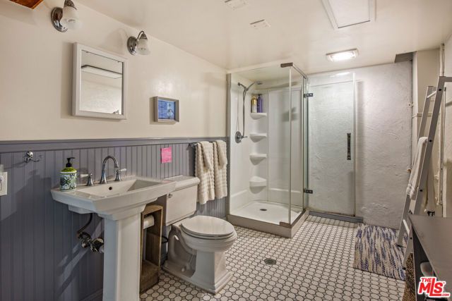 41 Vicente Terrace, Santa Monica, CA 90401