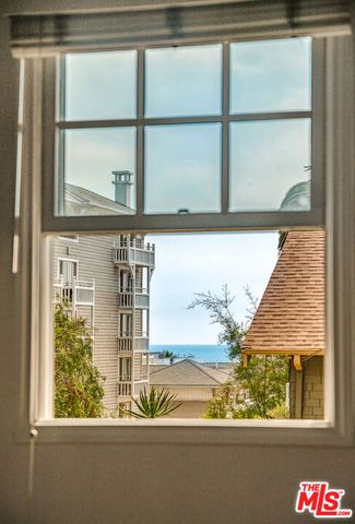 41 Vicente Terrace, Santa Monica, CA 90401