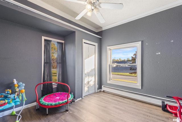 203 E Saint Louis Street, West Frankfort, IL 62896