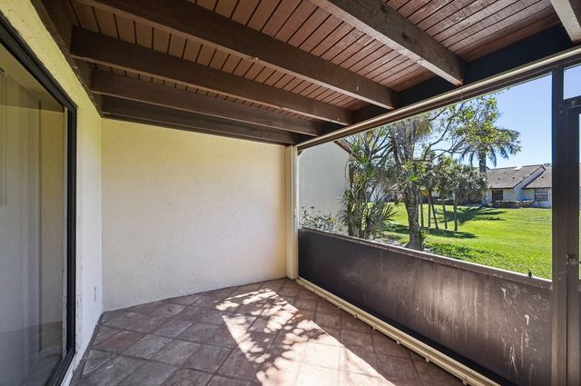 440 Ashwood Place, Boca Raton, FL 33431