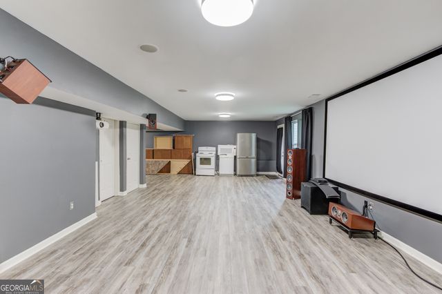 1727 Shire Village Drive, Sugar Hill, GA 30518