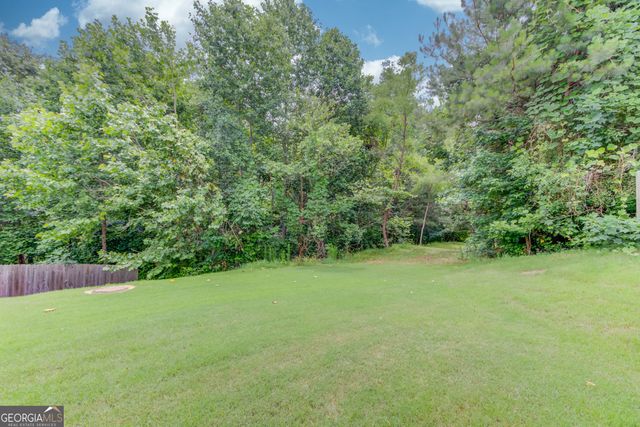 1727 Shire Village Drive, Sugar Hill, GA 30518