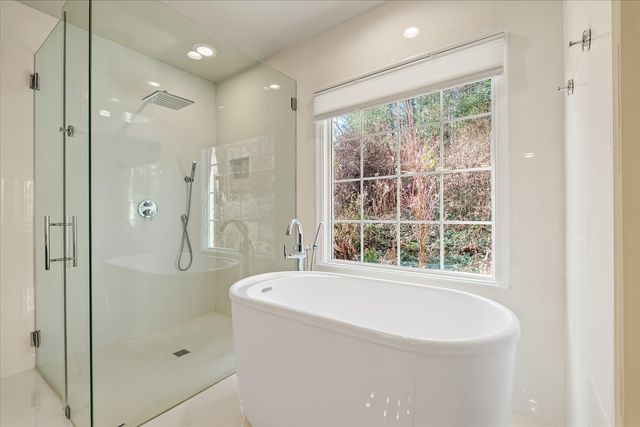 9526 Fayette Dr, Brentwood, TN 37027