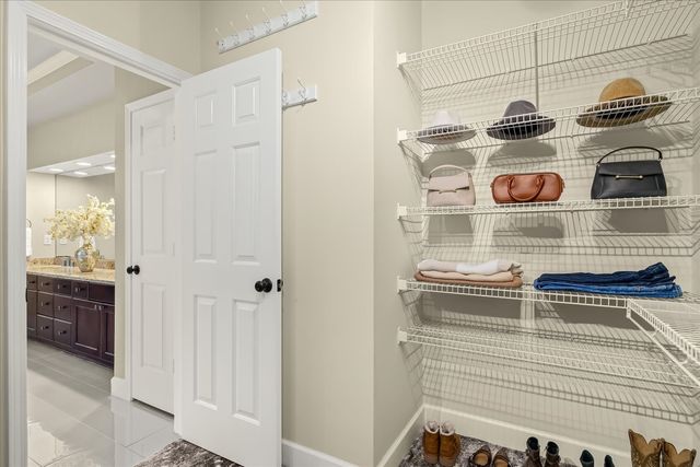 9526 Fayette Dr, Brentwood, TN 37027